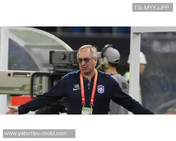 弗兰克盛赞范德芬展望未来俱乐部前景光明令人期待